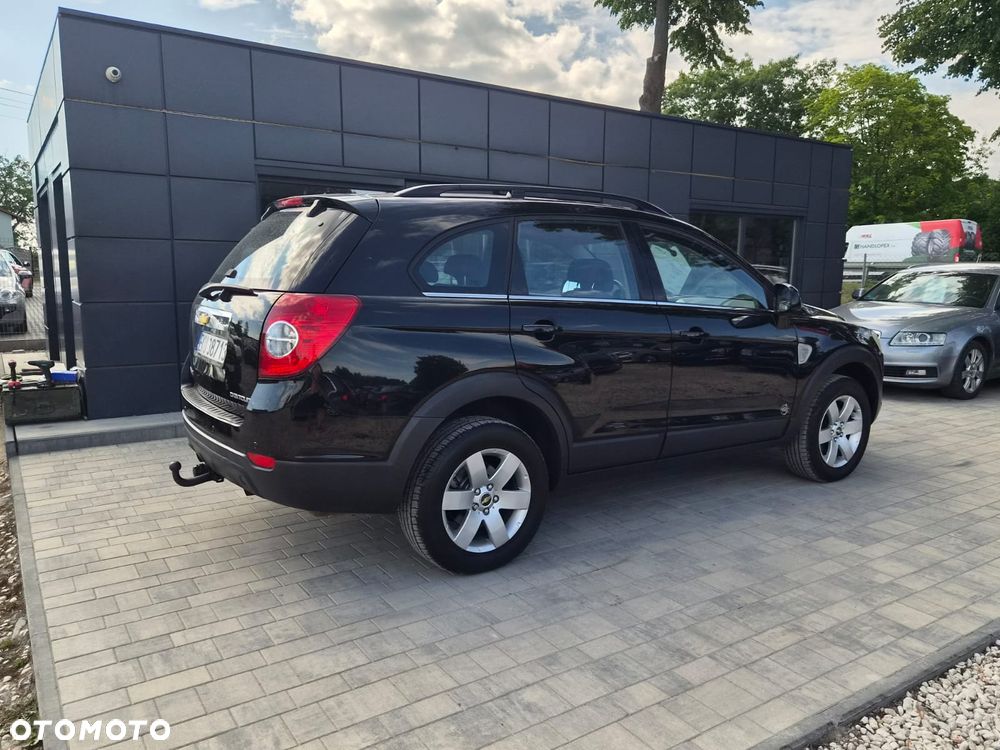 Chevrolet Captiva 2.4 4WD 7 Sitzer LT - 2