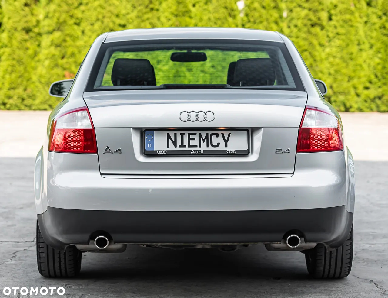 Audi A4 2.4 - 11