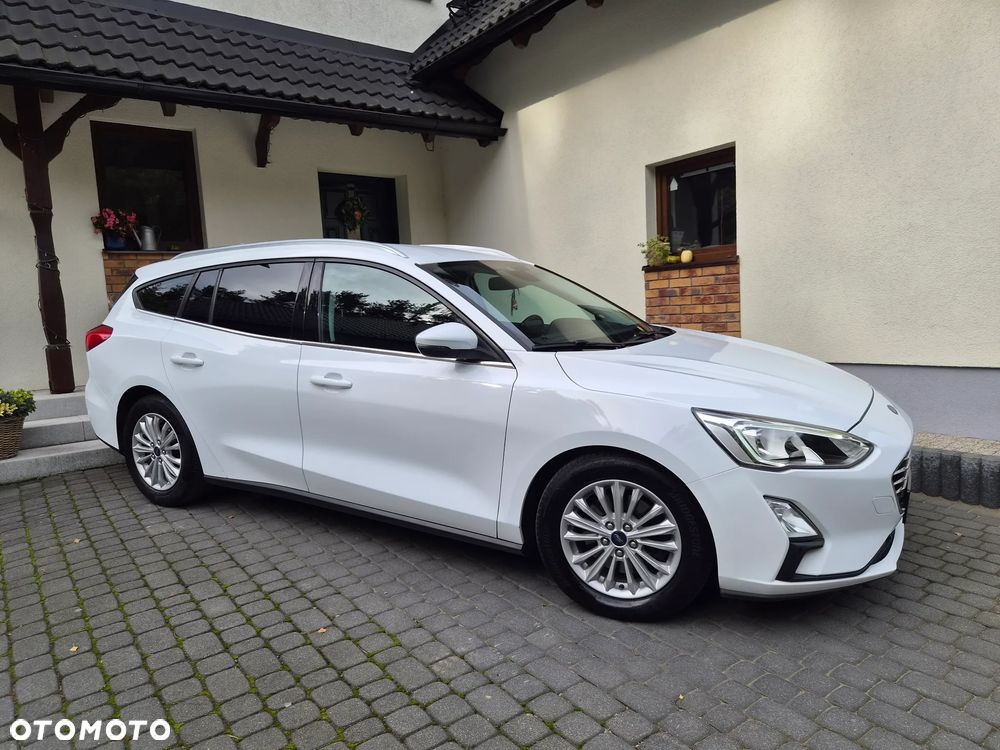 Ford Focus 1.5 EcoBlue Start-Stopp-System TITANIUM - 5