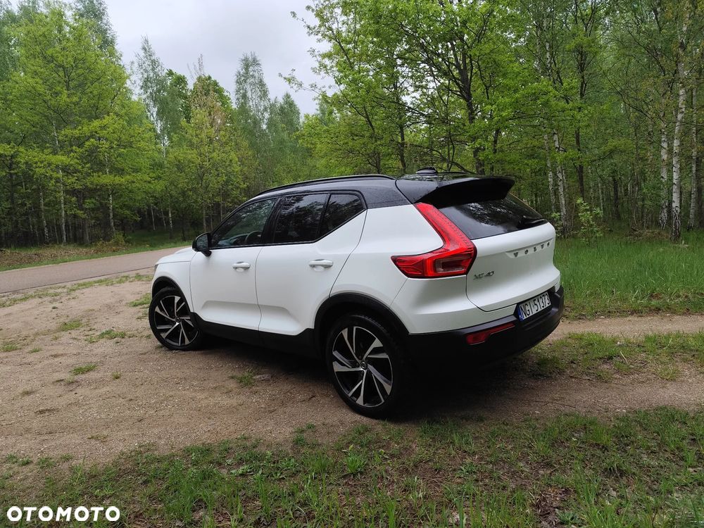 Volvo XC 40 T5 AWD Geartronic R-Design - 4