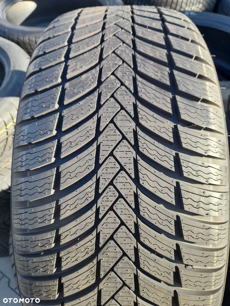 Opony zimowe Triangle EffeXWinter TW421 245/45 R19 102V M+S XL 2024r. - 6
