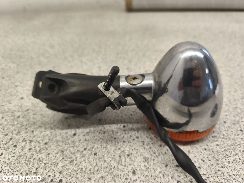 Kierunkowskaz prawy przód Honda VT700 VT 700 VT 1100 VT1100 Shadow 700 1100 - 6