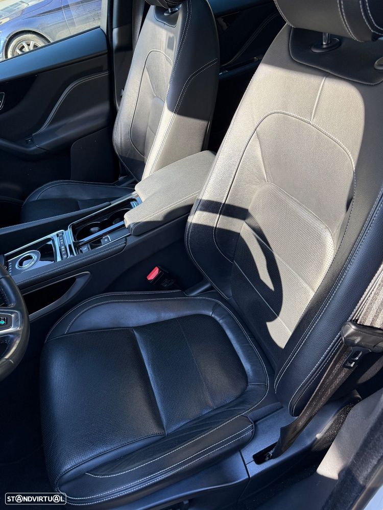 Jaguar F-Pace 2.0 i4D R-Sport AWD Aut. - 17