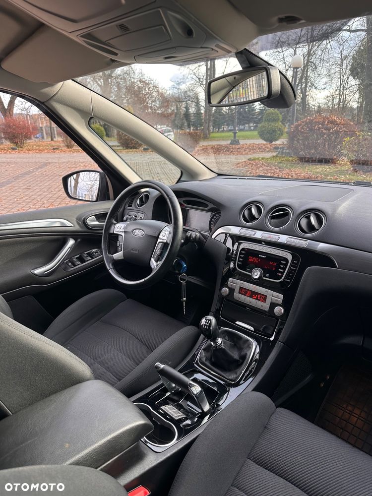 Ford S-Max 2.0 TDCi DPF Titanium - 19