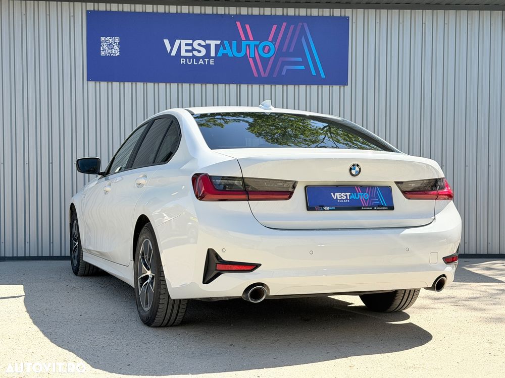 BMW Seria 3 320i AT - 3