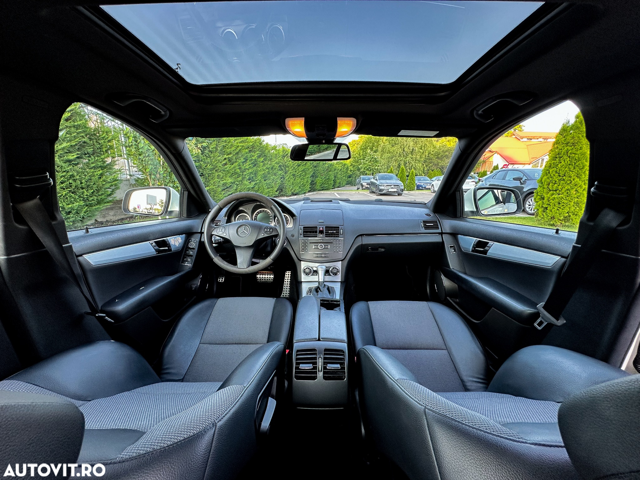 Mercedes-Benz C - 8