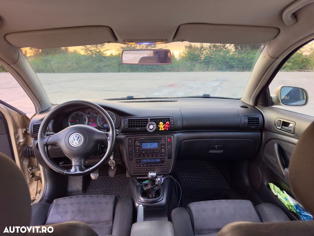 Volkswagen Passat 1.9TD 4Motion Trendline - 8