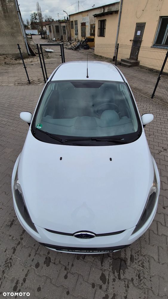 Ford Fiesta 1.25 Trend Edition - 14