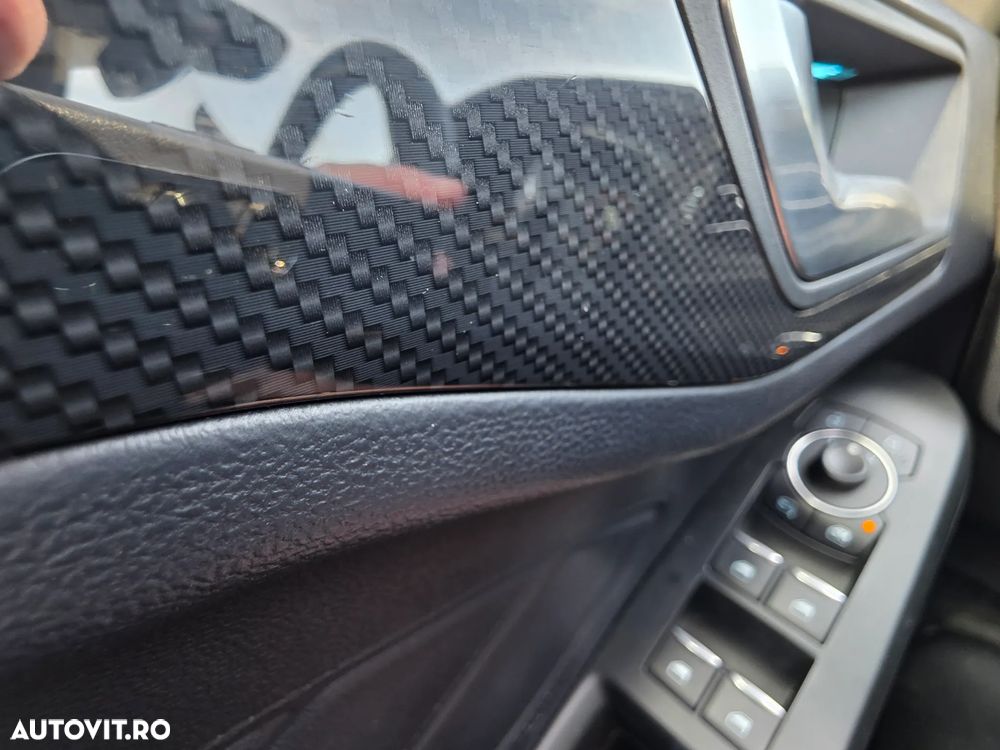 Ford Focus 1.0 EcoBoost Hybrid ST-LINE X - 26