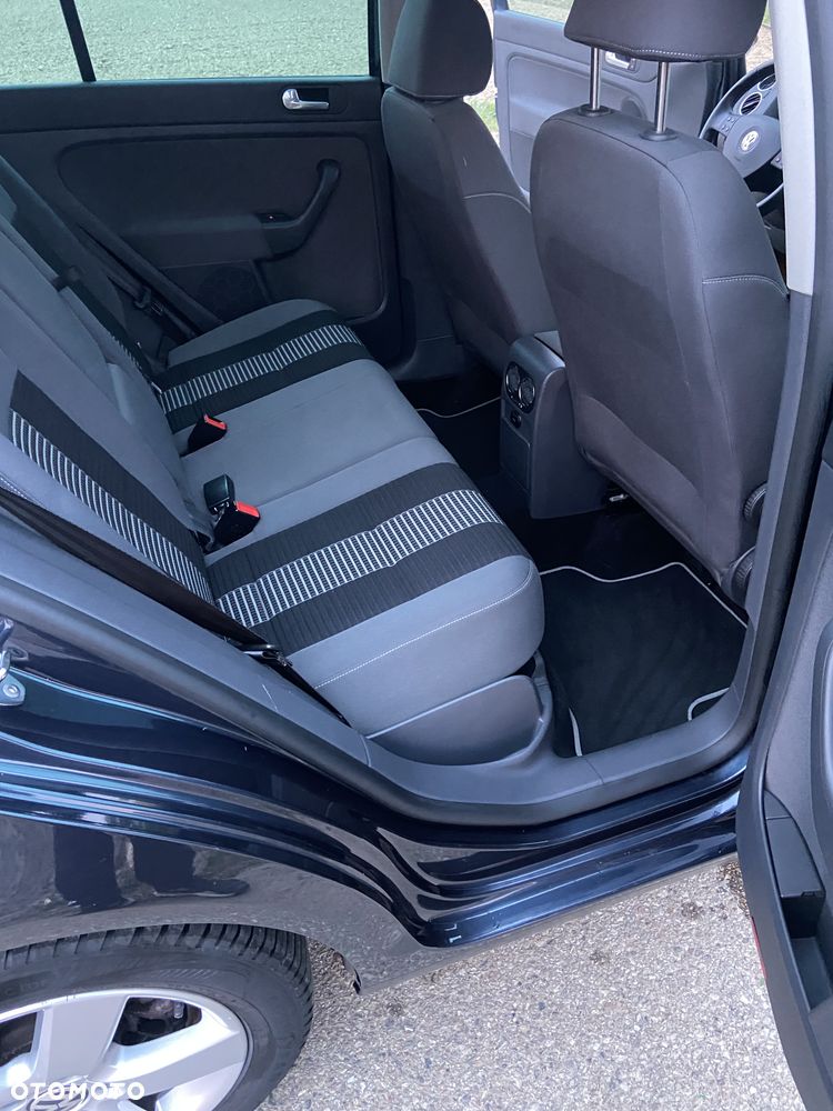 Volkswagen Golf Plus 1.9 TDI DPF United - 19