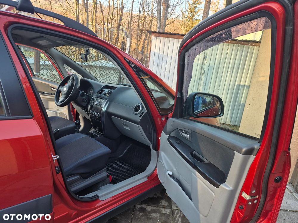 Suzuki SX4 - 5