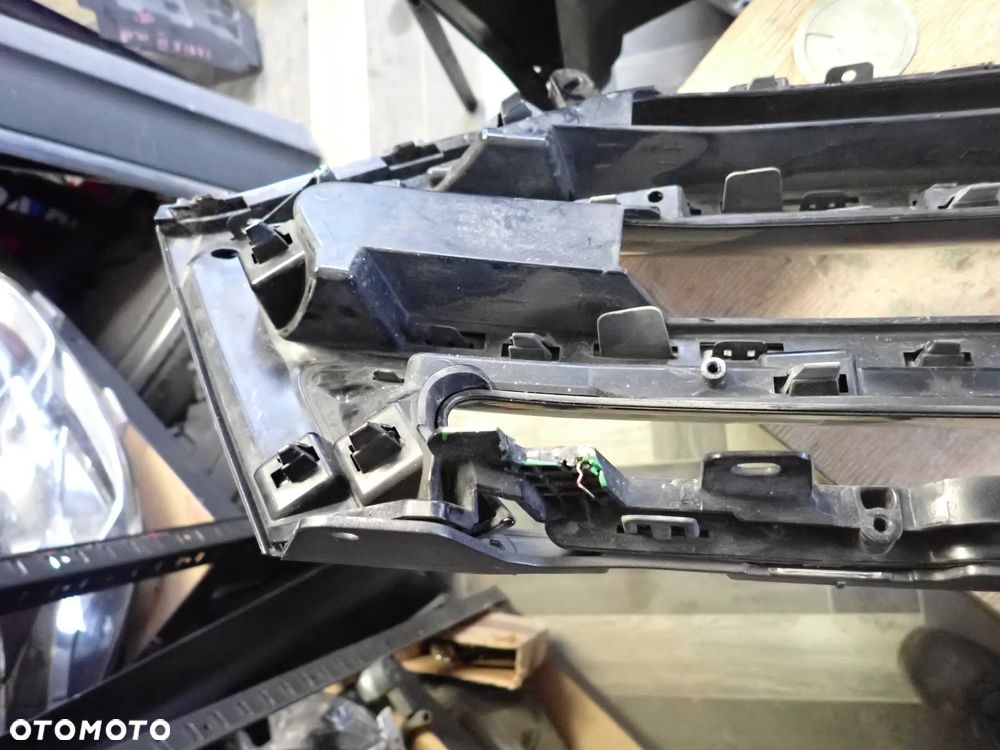 FORD EDGE II GRILL ATRAPA FT4B-8200-AKS FT4B-8200-BK5 FT4B-8200-CKS FT4B-8200-DK5 - 12