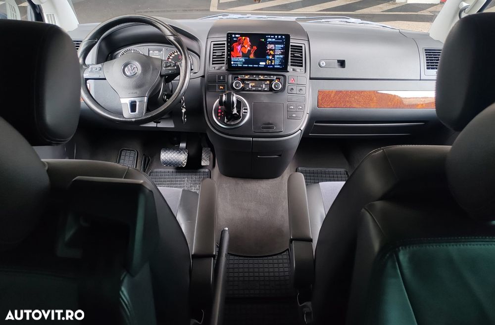 Volkswagen Multivan - 10