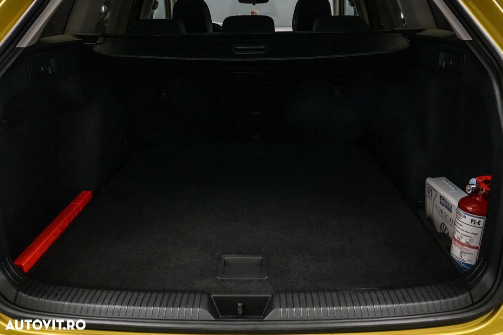 Volkswagen Golf 2.0 TDI DSG Style - 28