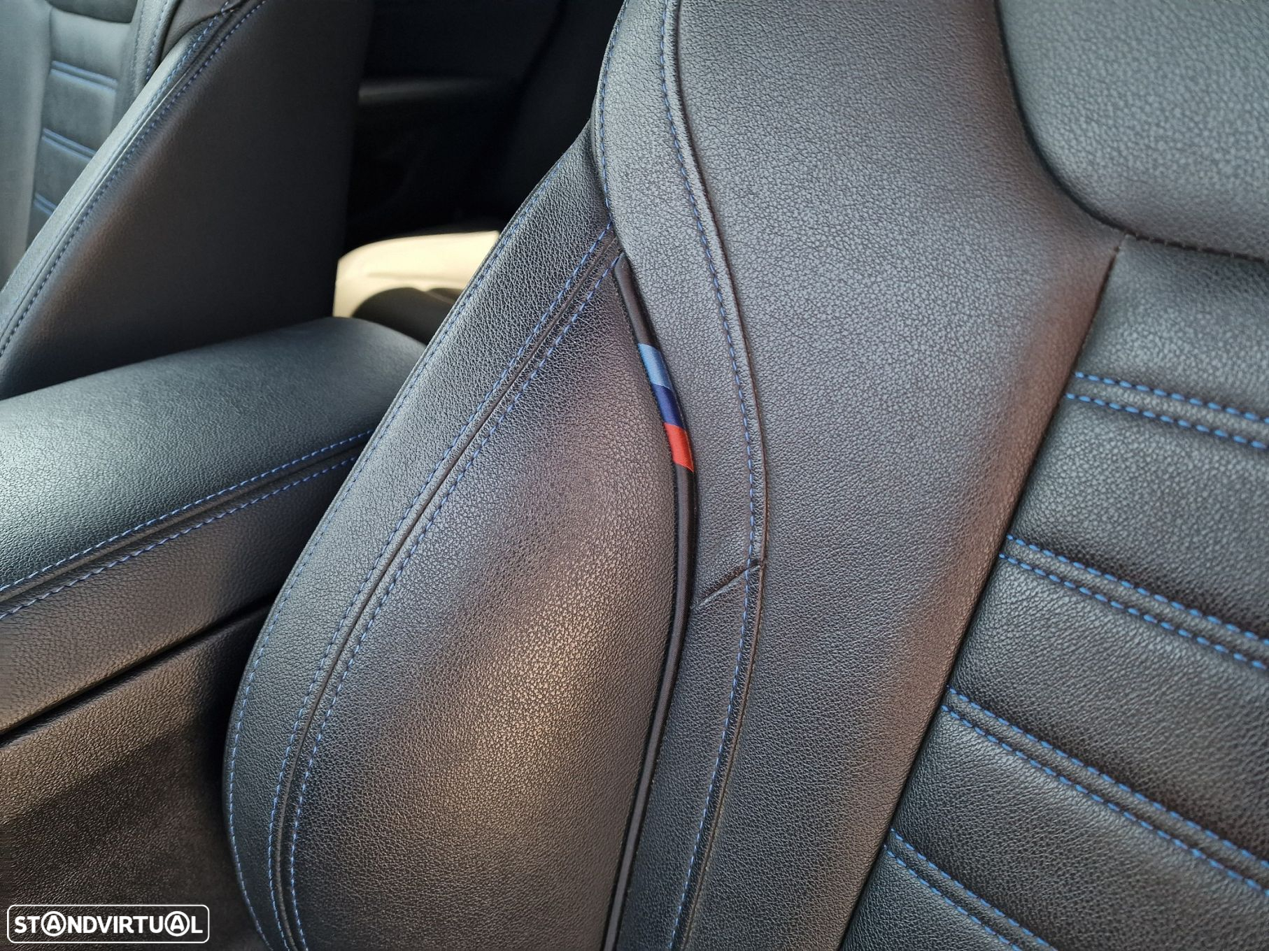 BMW i4 eDrive40 Pack Desportivo M - 18