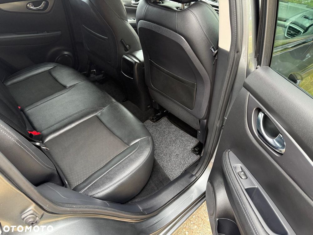 Nissan Qashqai - 13