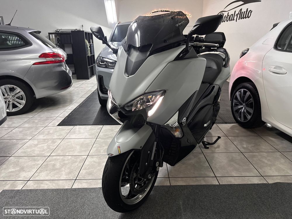 Yamaha TMAX 530 DX - 9