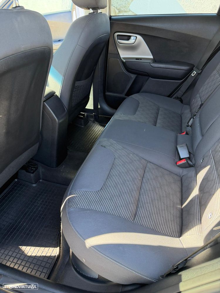 Kia Niro 1.6 GDI PHEV 2WD Aut. Spirit - 7