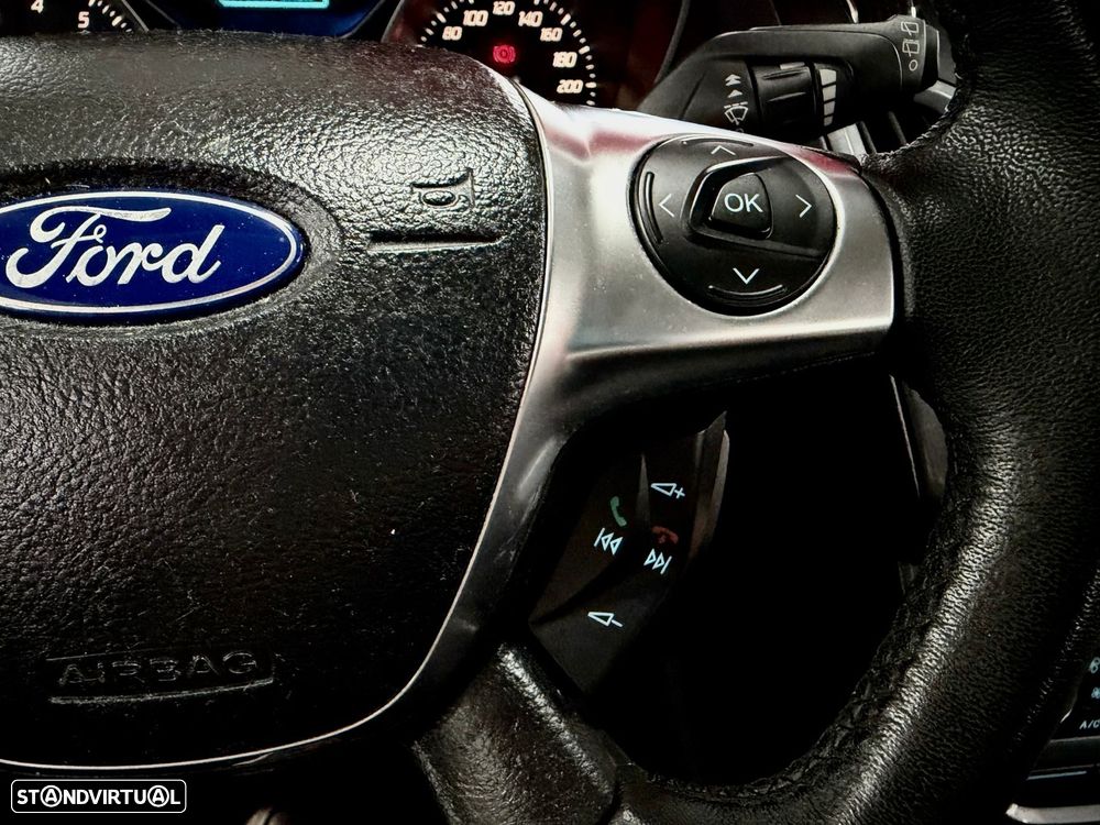 Ford Focus 1.0 SCTi Titanium - 14