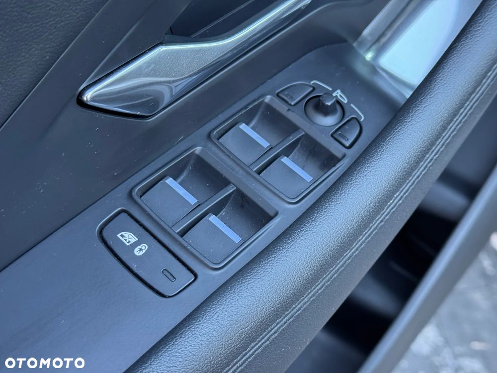 Jaguar E-Pace 2.0 i4P AWD SE - 13