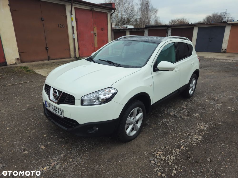Nissan Qashqai - 2