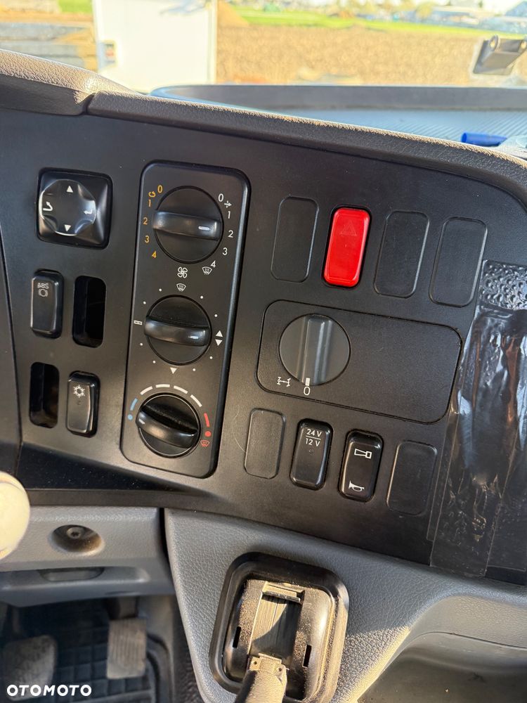 Mercedes-Benz Axor - 14