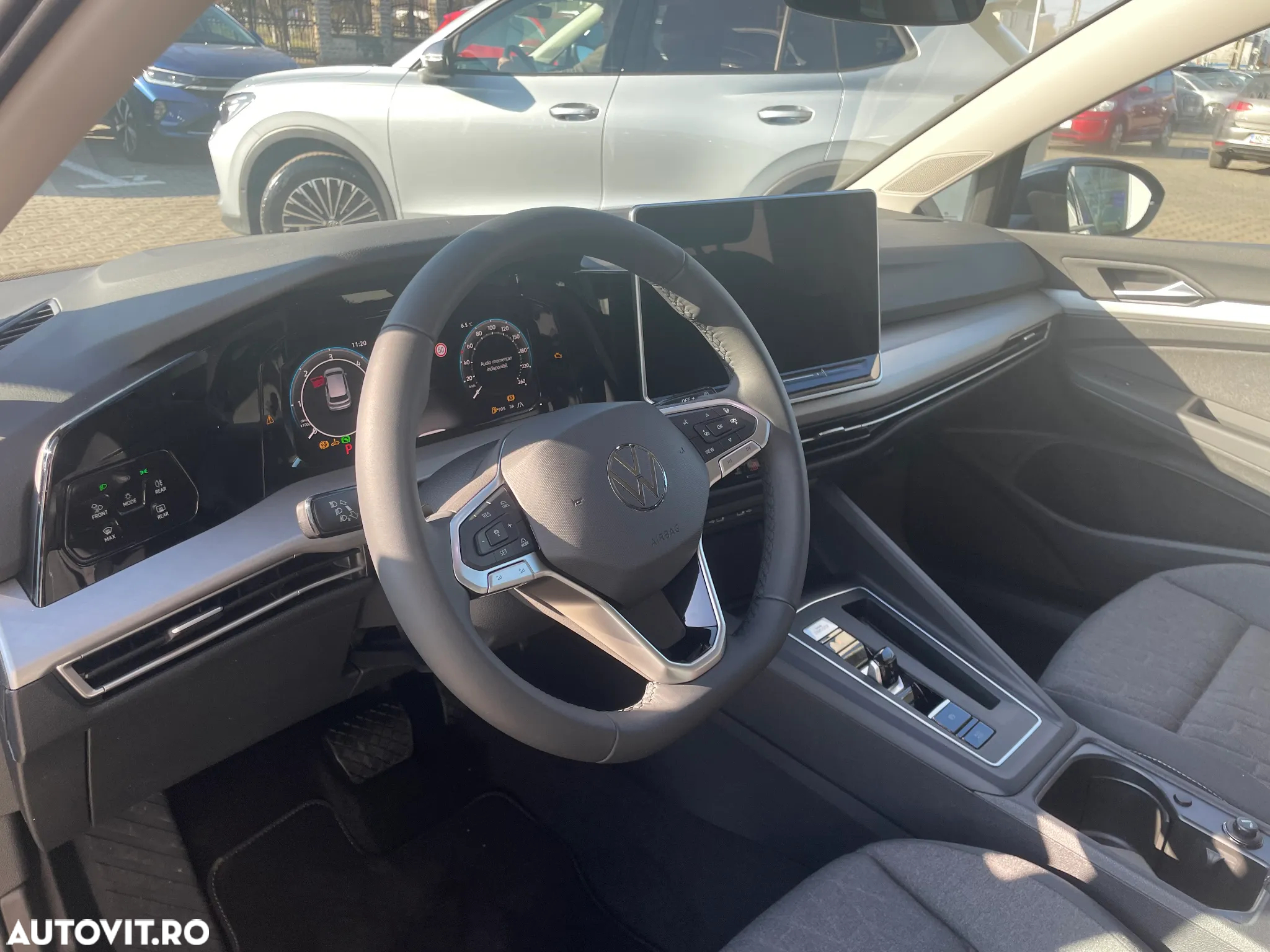 Volkswagen Golf 2.0 TDI DSG Life - 9