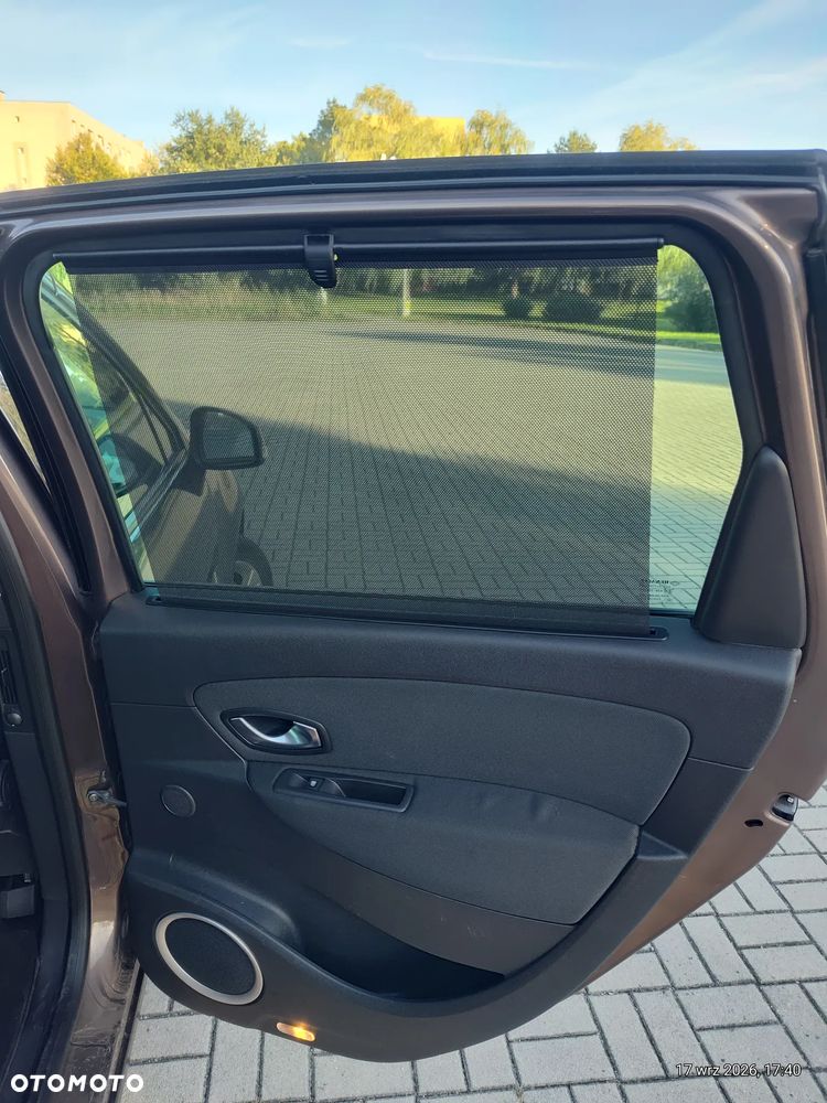 Renault Scenic 2.0 16V Privilege CVT - 23