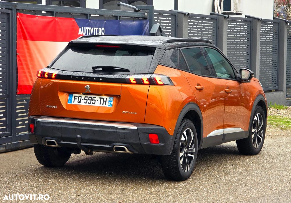 Peugeot 2008 PureTech 130 EAT8 GT - 7