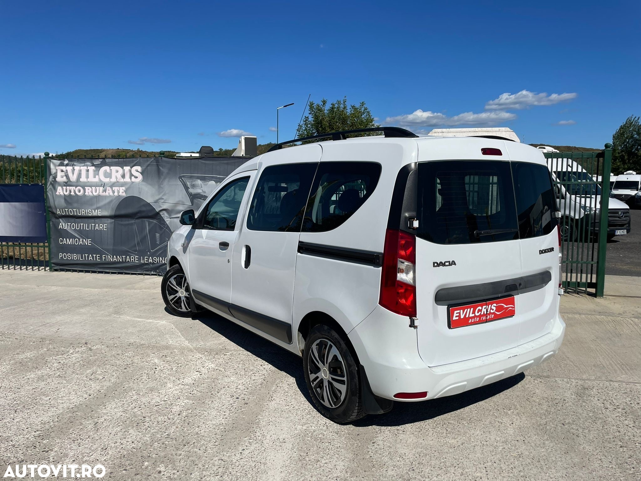 Dacia Dokker 1.5 dCi 90 CP Laureate - 2