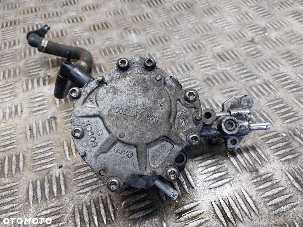 POMPA VACUM SEAT ALTEA XL 1.9 TDI 038145209M - 1