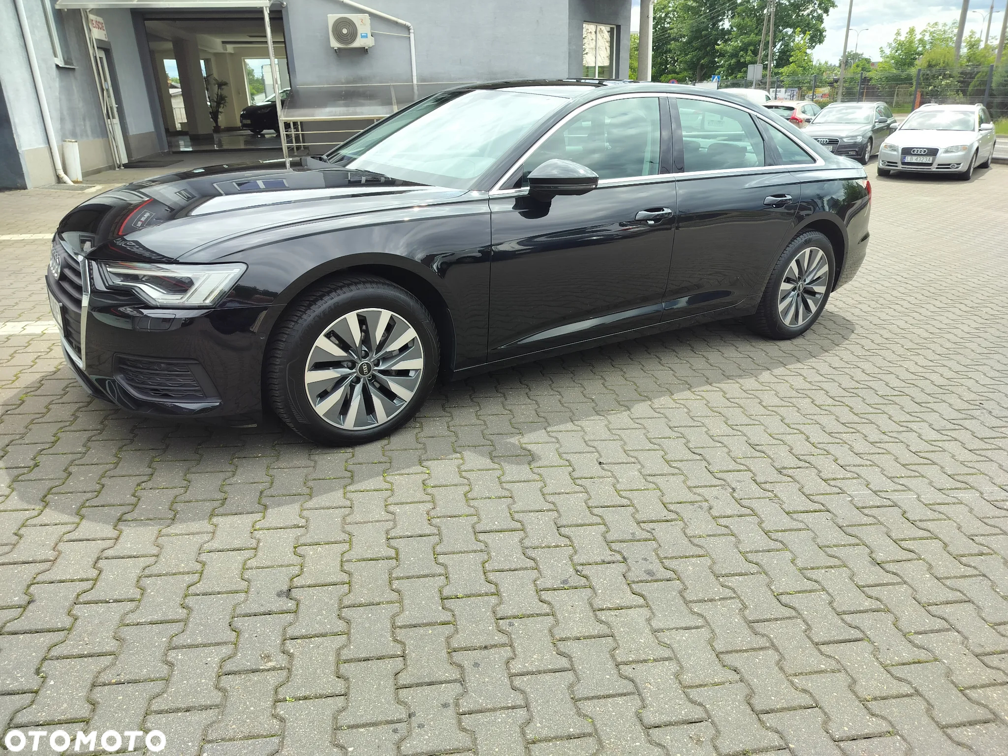 Audi A6 - 6