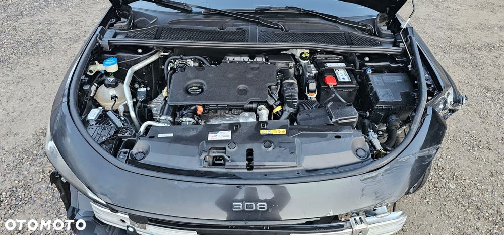 Peugeot 308 BlueHDi 130 EAT8 Allure - 19