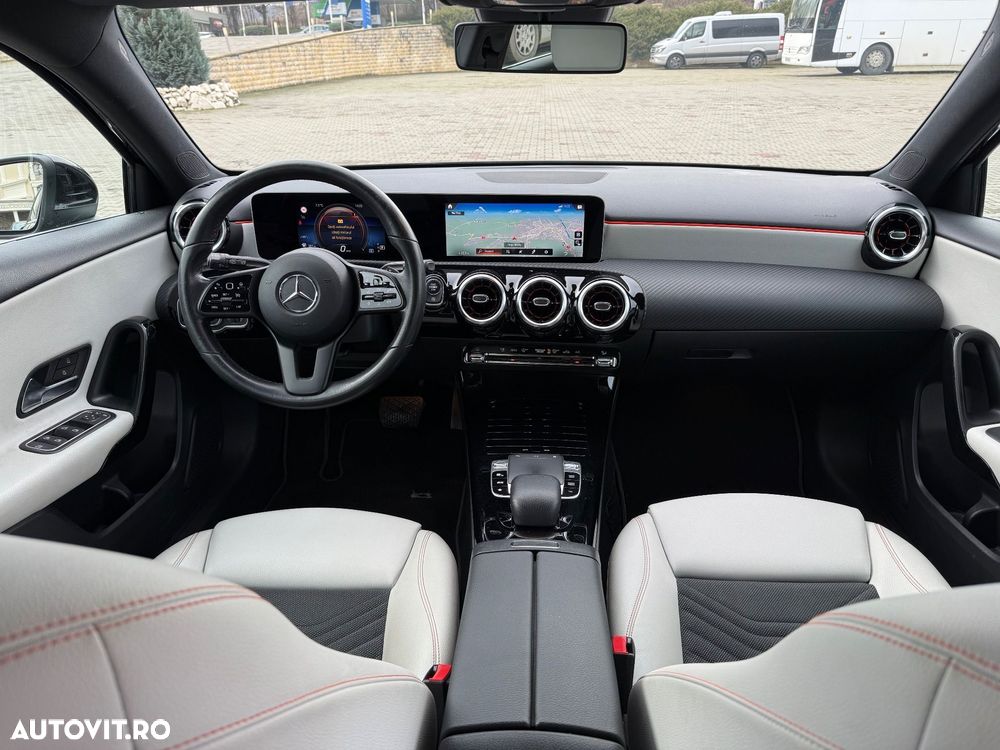 Mercedes-Benz A 180 d 7G-DCT AMG Line - 19