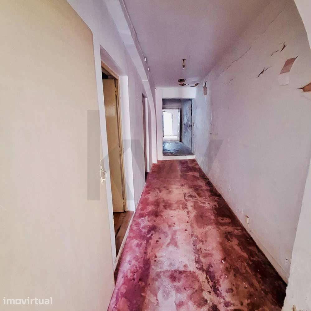 Casa Térrea com Quintal no Centro de Borba | T1+1 - Grande imagem: 3/11