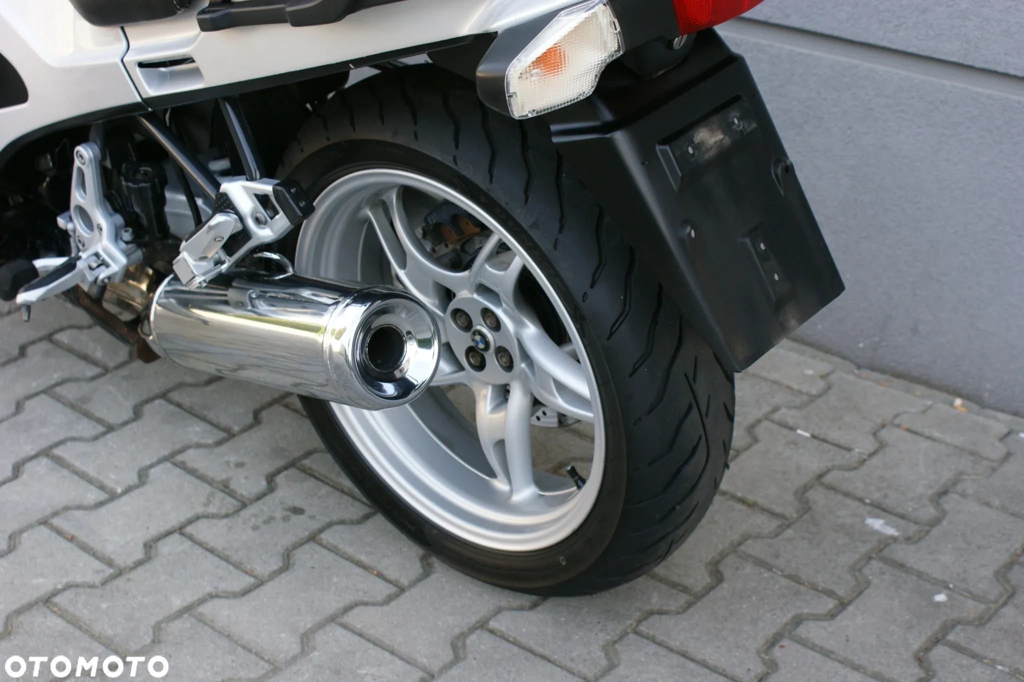 BMW R - 19