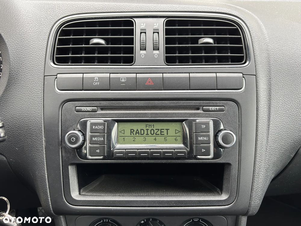 Volkswagen Polo - 24