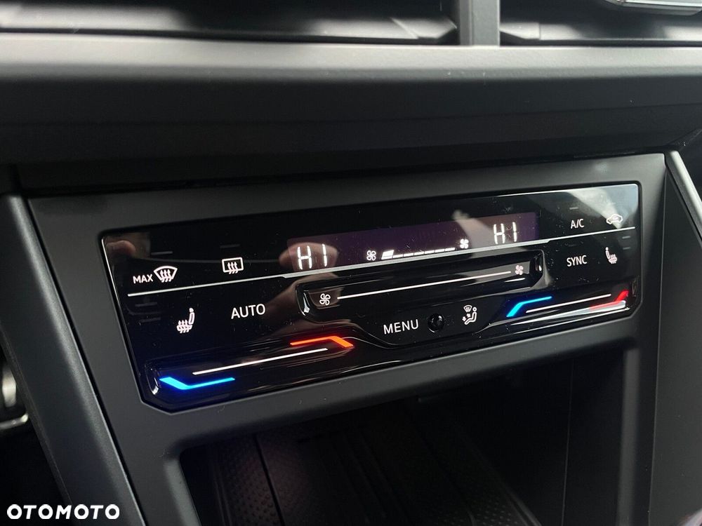 Volkswagen Taigo 1.5 TSI ACT R-Line Plus DSG - 17