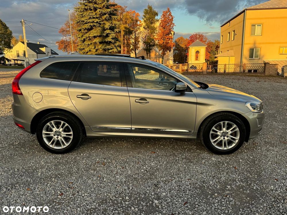 Volvo XC 60 D4 Geartronic Summum - 14
