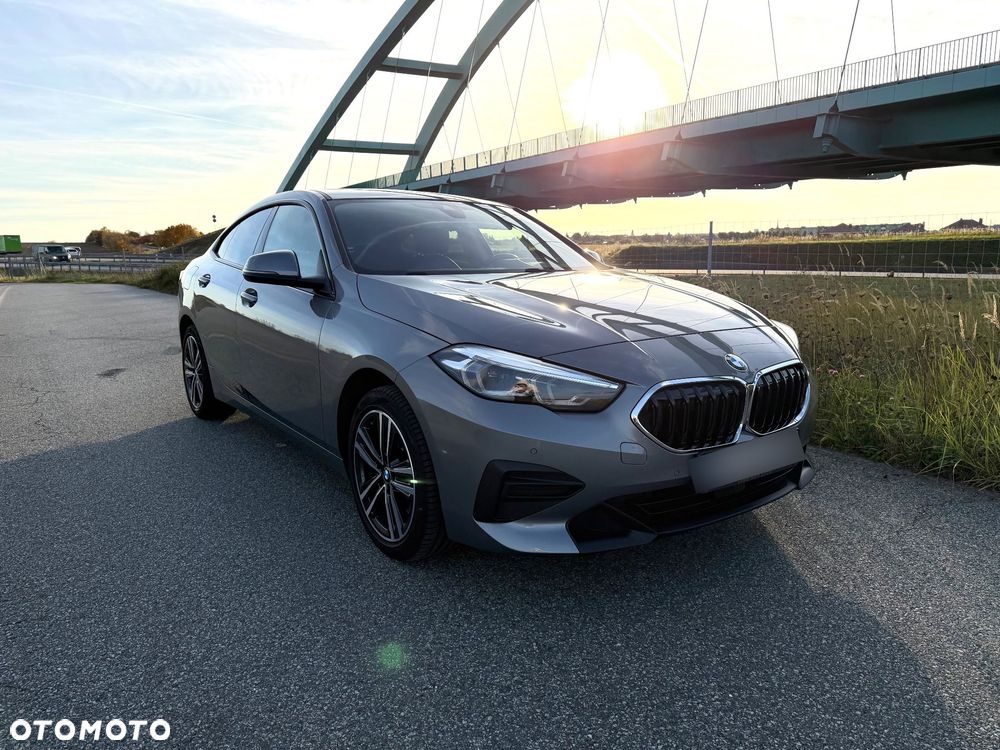 BMW Seria 2 218i - 1