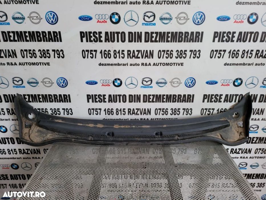 Grila Stergatoare Opel Astra J Volan Stanga Dezmembrez Opel Astra J - 1