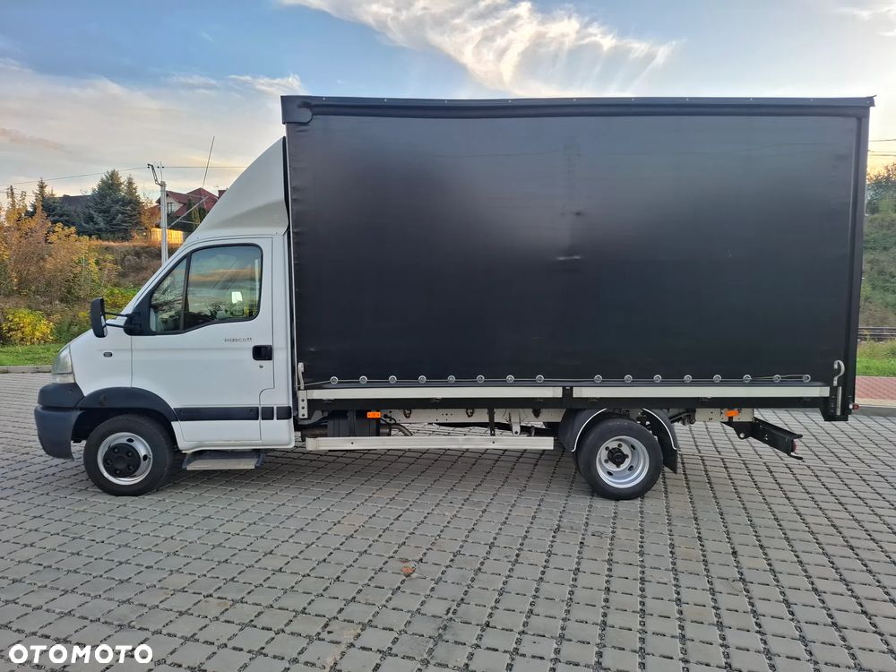 Renault Mascott - 10