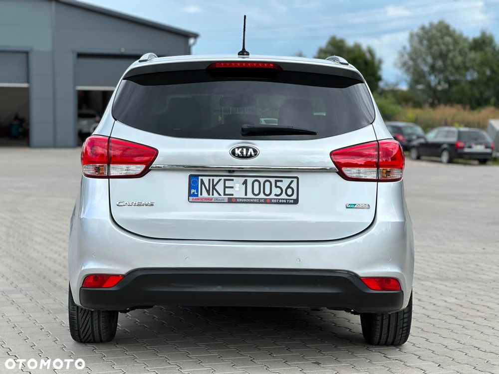 Kia Carens 1.7 CRDi 136 Fifa World Cup Edition - 8