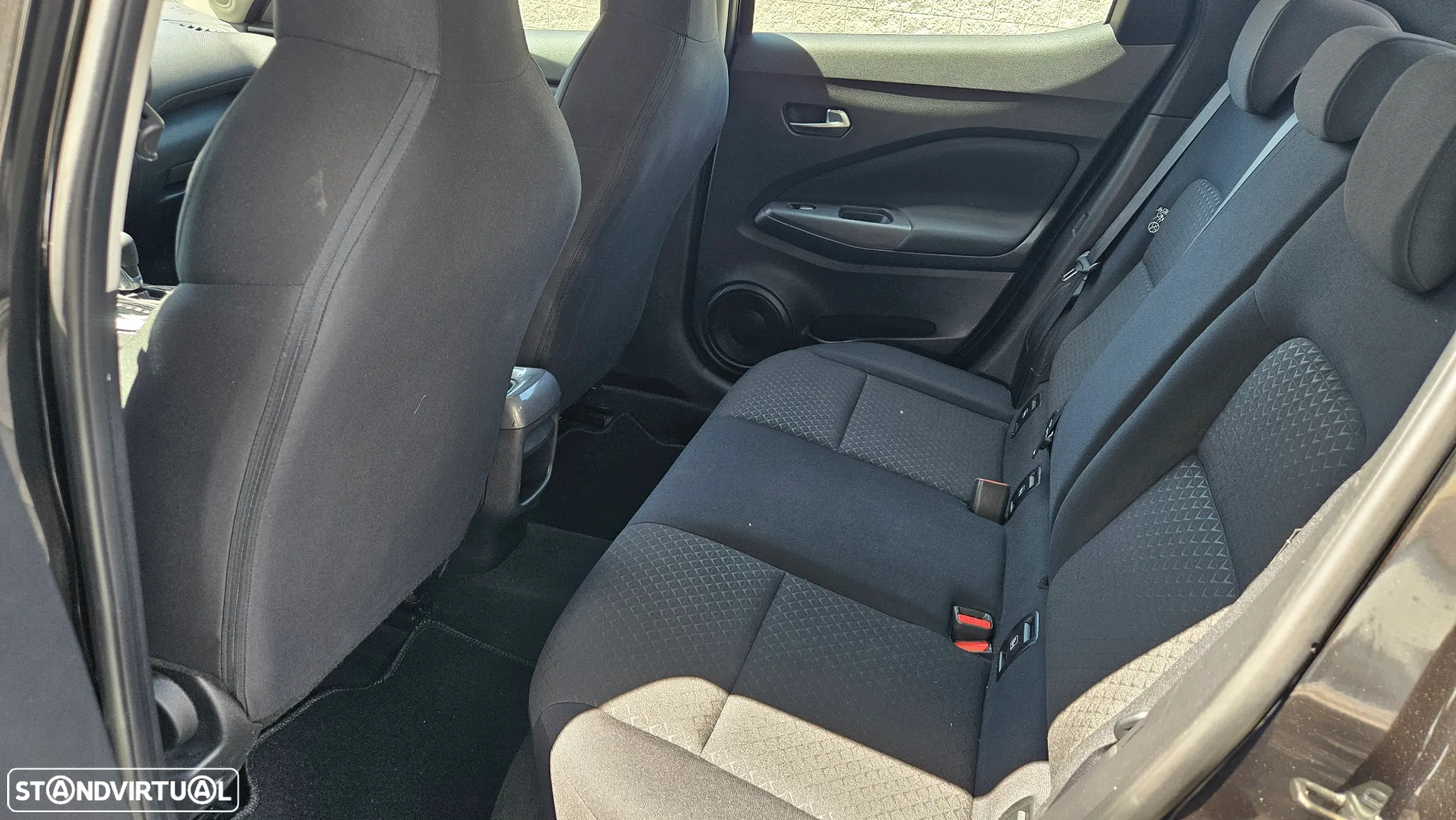 Nissan Juke 1.0 DIG-T Acenta DCT - 9