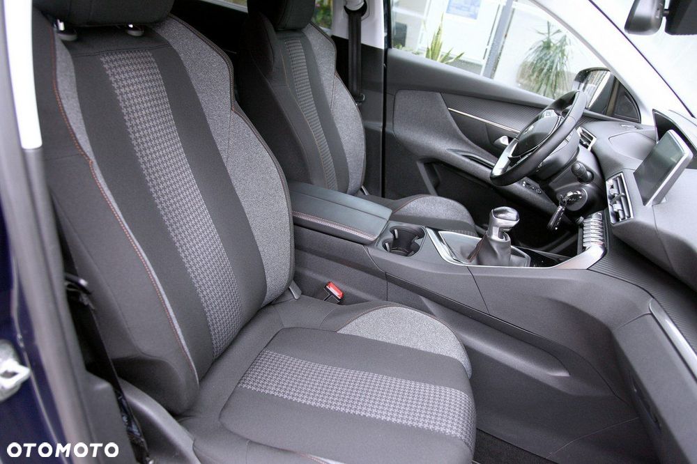 Peugeot 5008 - 18