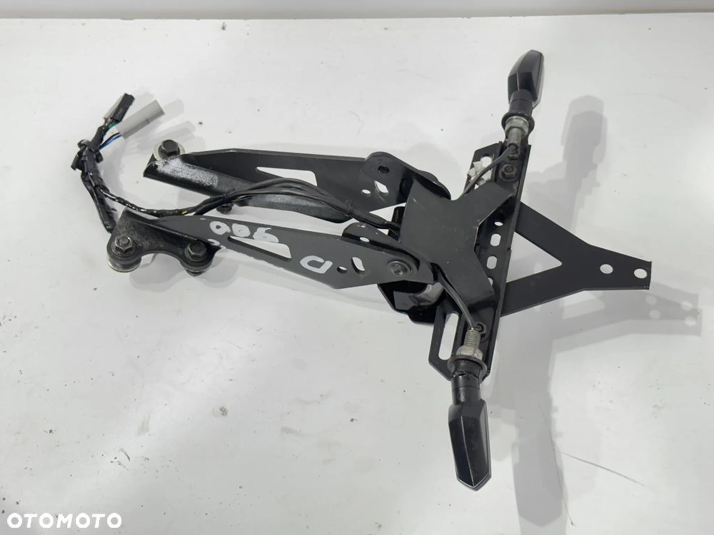 Mocowanie tablicy Yamaha Tracer 900 - 1