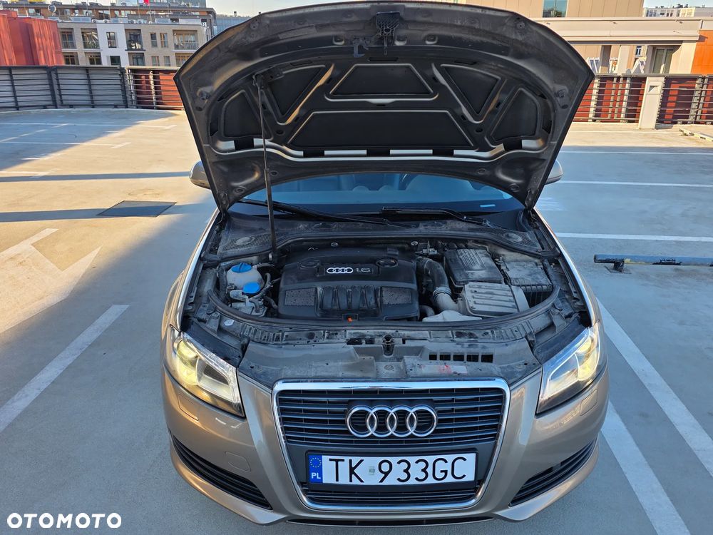 Audi A3 Sportback 1.6 S line Sportpaket (plus) - 22