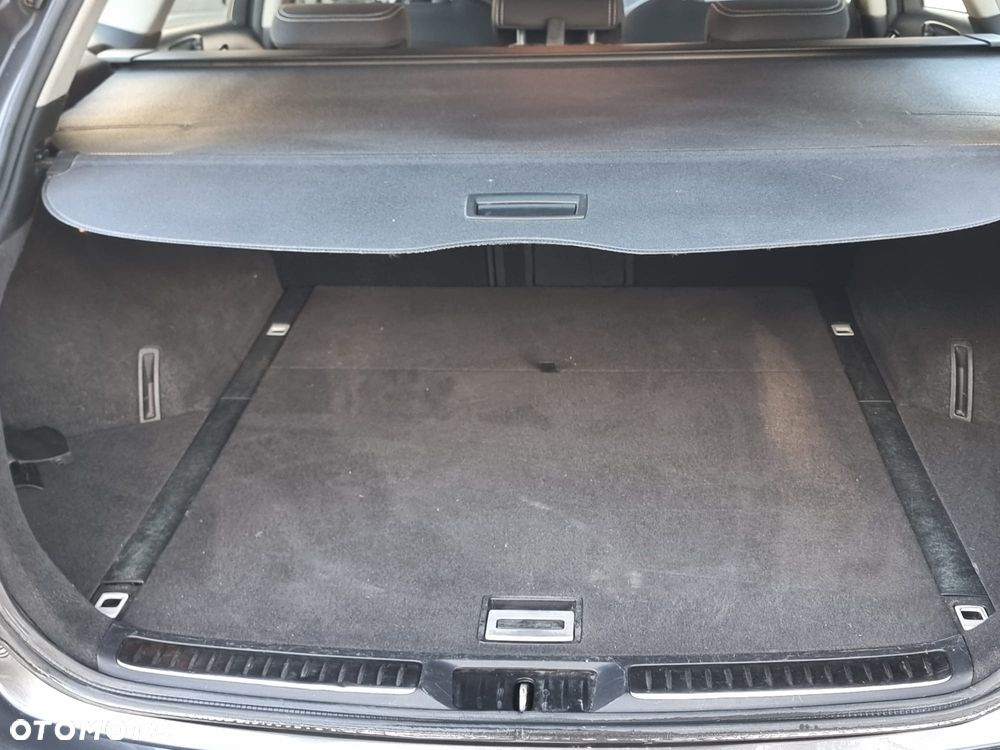 Toyota Avensis 2.0 D-4D Premium - 5