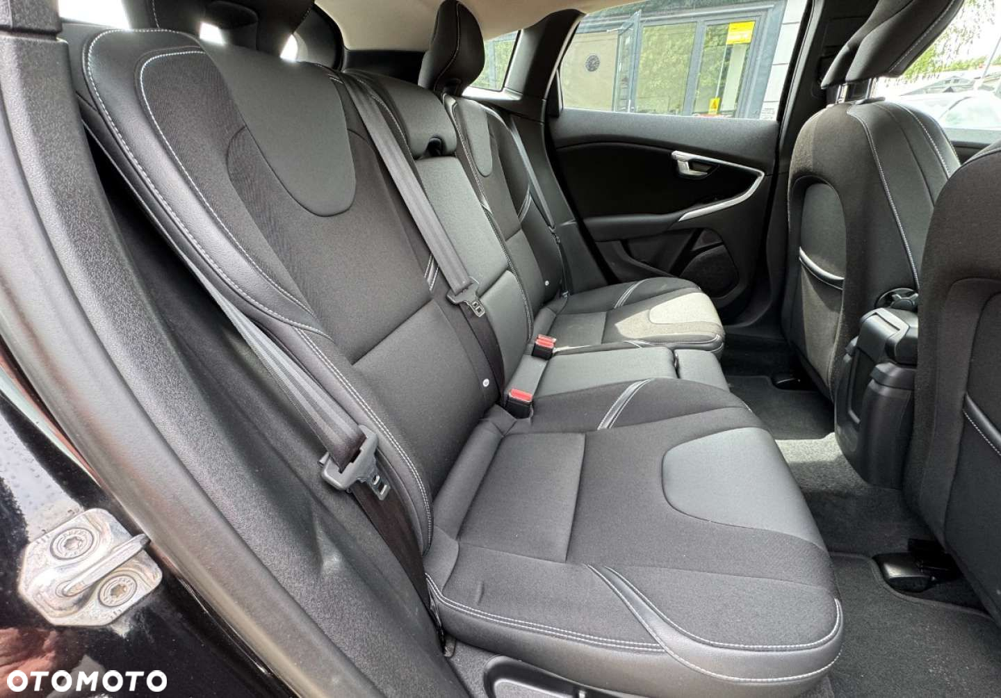 Volvo V40 - 23