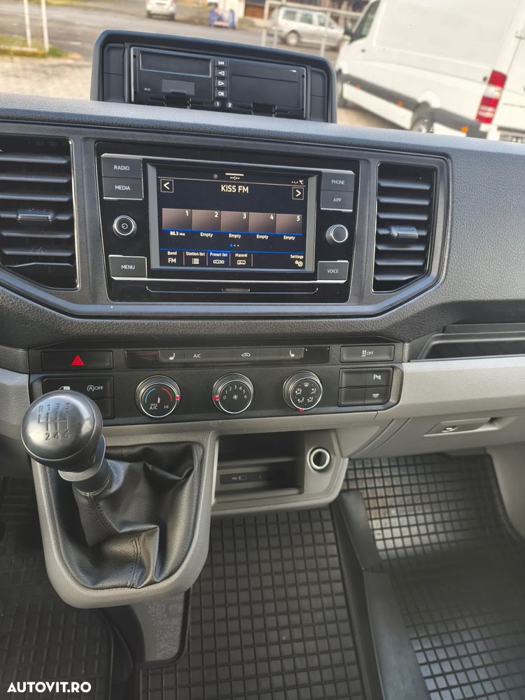 Volkswagen Crafter - 13